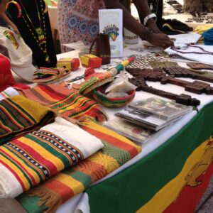 Stand d'artisanat de l'association BABOUR TSION